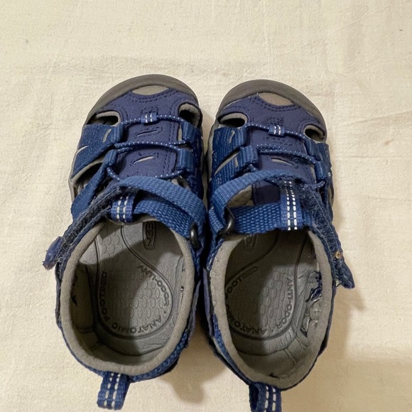 KEEN Newport H2 Water Sandals Kids Size 7 US Blue Washable Outdoors - Picture 5 of 8